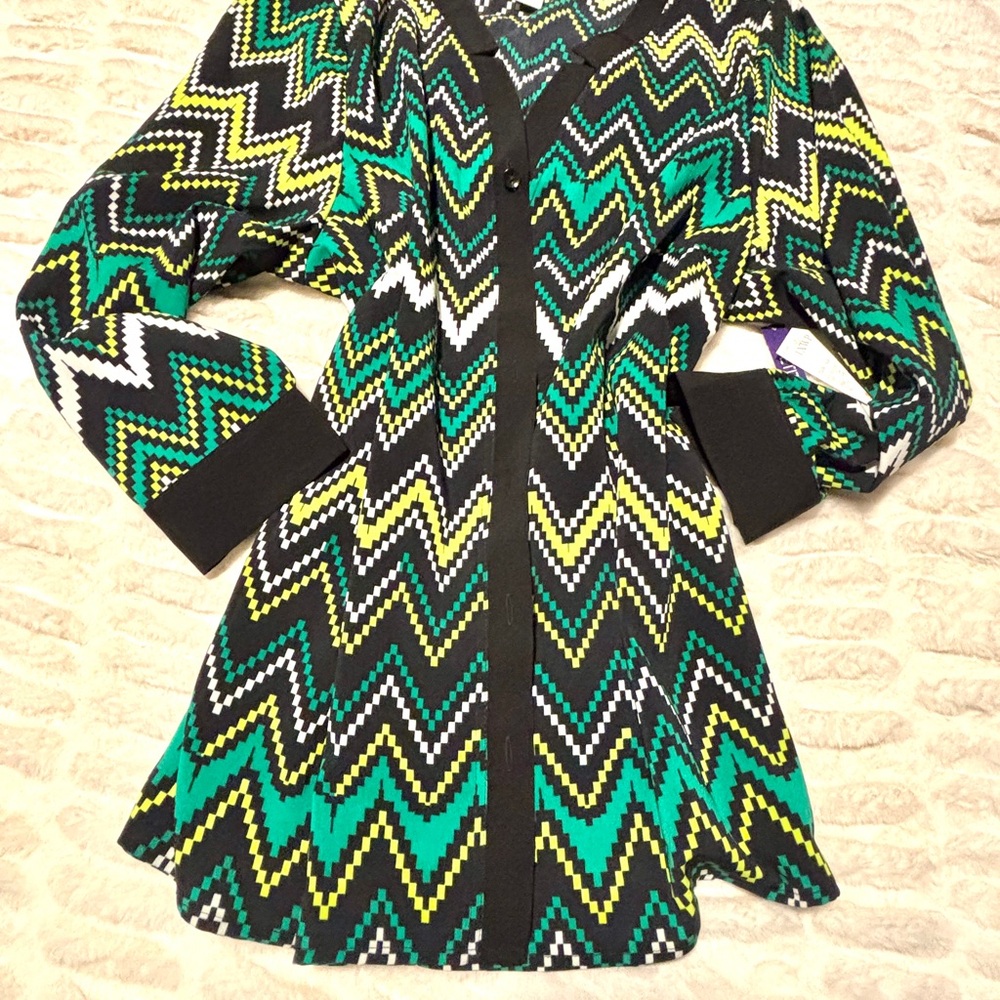 NWT*Catherines Chevron Button Down Blouse - Black, Green, Yellow, White